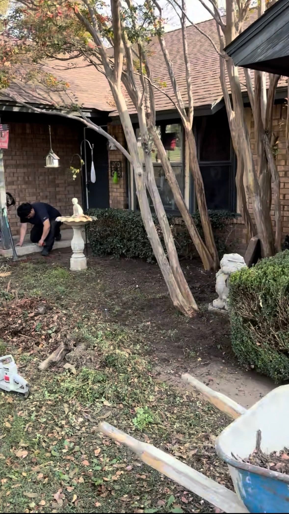 Gallery photos for Elegant Landscaping with Herringbone Porch and Rock Beds: Image #6