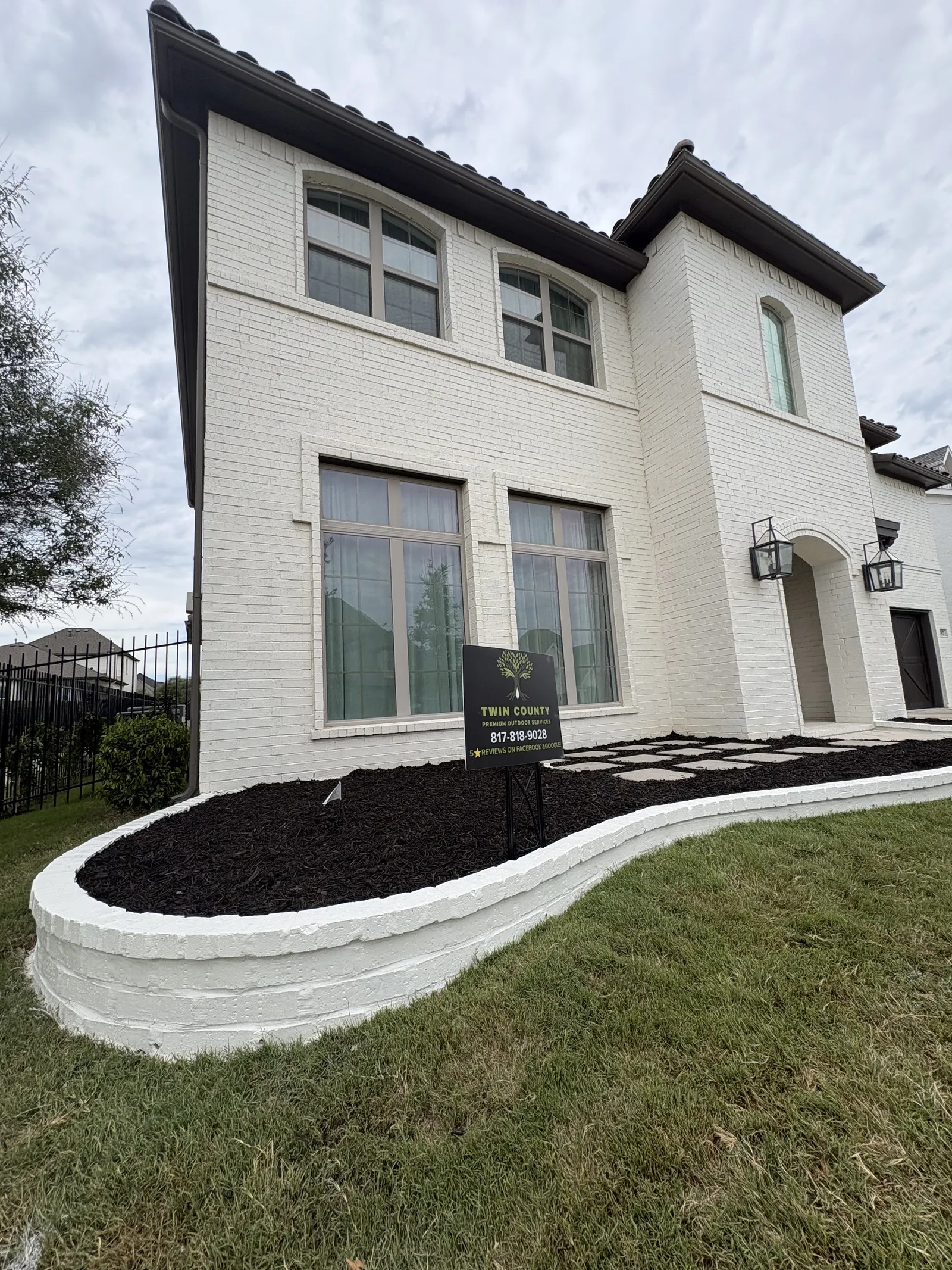 Flower Bed Installation project photo